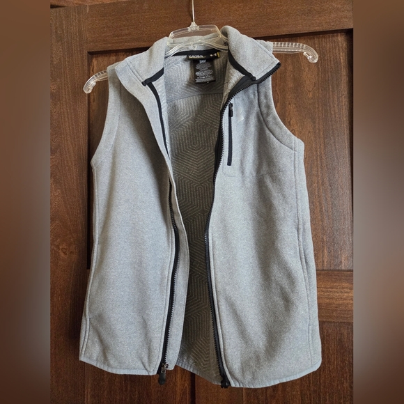 Under Armour Youth Fleece Vest - Picture 3 of 7